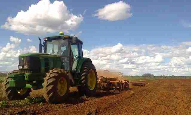 Cabinet nod for Zimbabwe’s US$51m John Deere farm equipment deal Zimbabwe John Deere