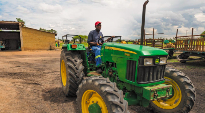 John Deere tractor deal is meant to modernise Zimbabwe’s farms, but can small farmers afford the terms? Zimbabwe agriculture