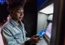 Big banks, risky customers and manual systems: Five key findings from RBZ’s latest bank risk report